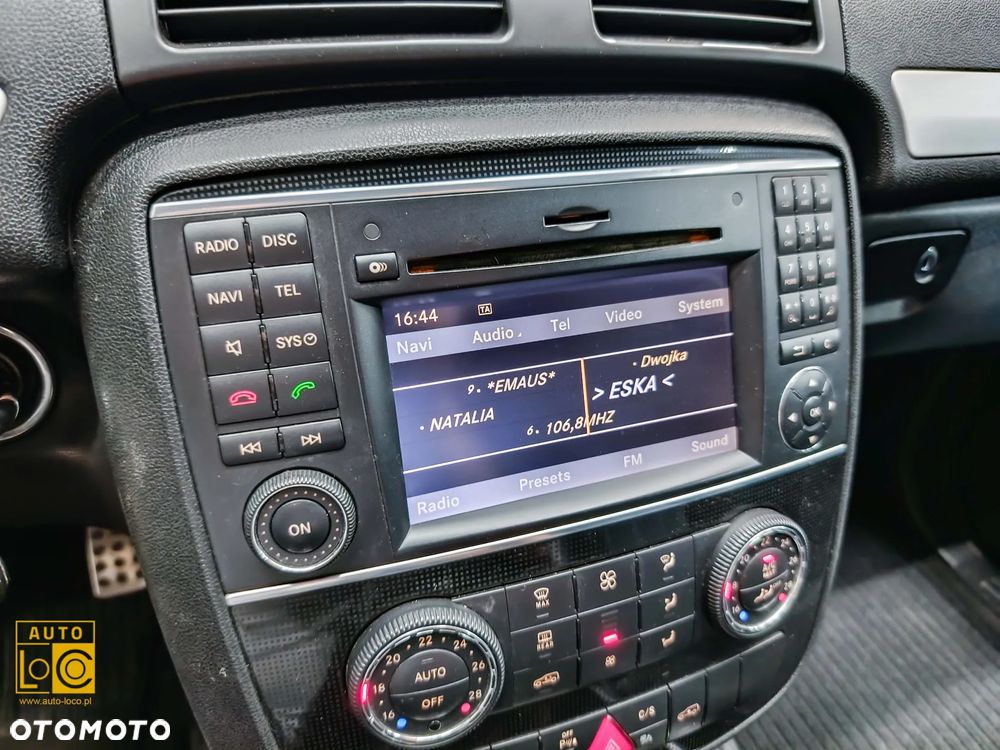 Mercedes-Benz Klasa R 320 CDI L 4-Matic - 22