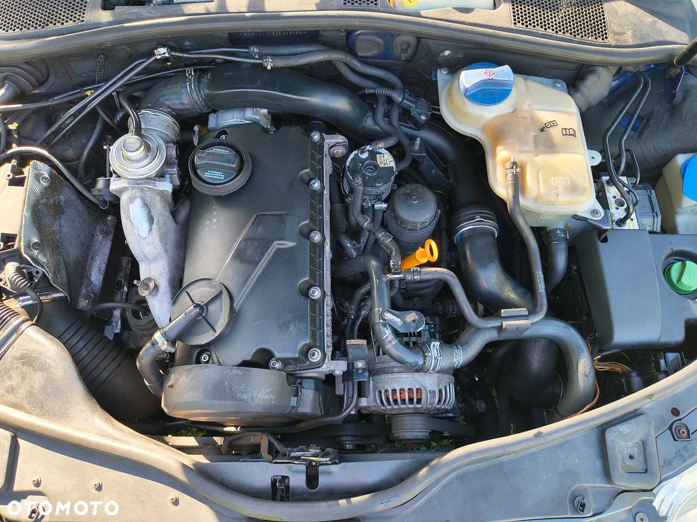 Volkswagen Passat 1.9 TDI 4Motion Comfortline - 11
