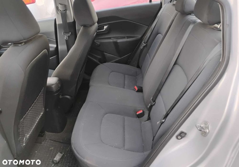 Kia Rio - 10