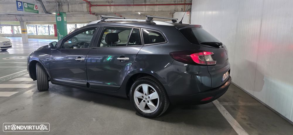 Renault Mégane Sport Tourer - 2