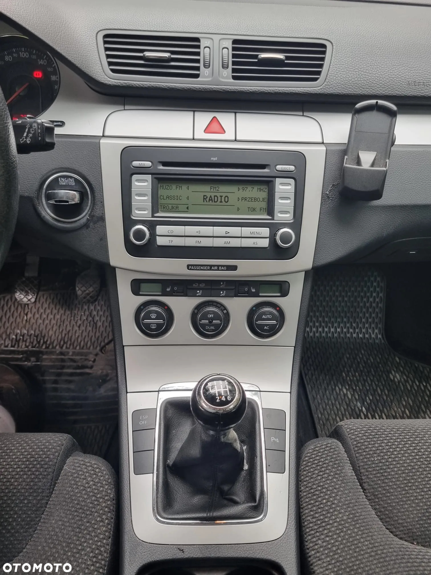 Volkswagen Passat 2.0 TDI DPF Comfortline - 5