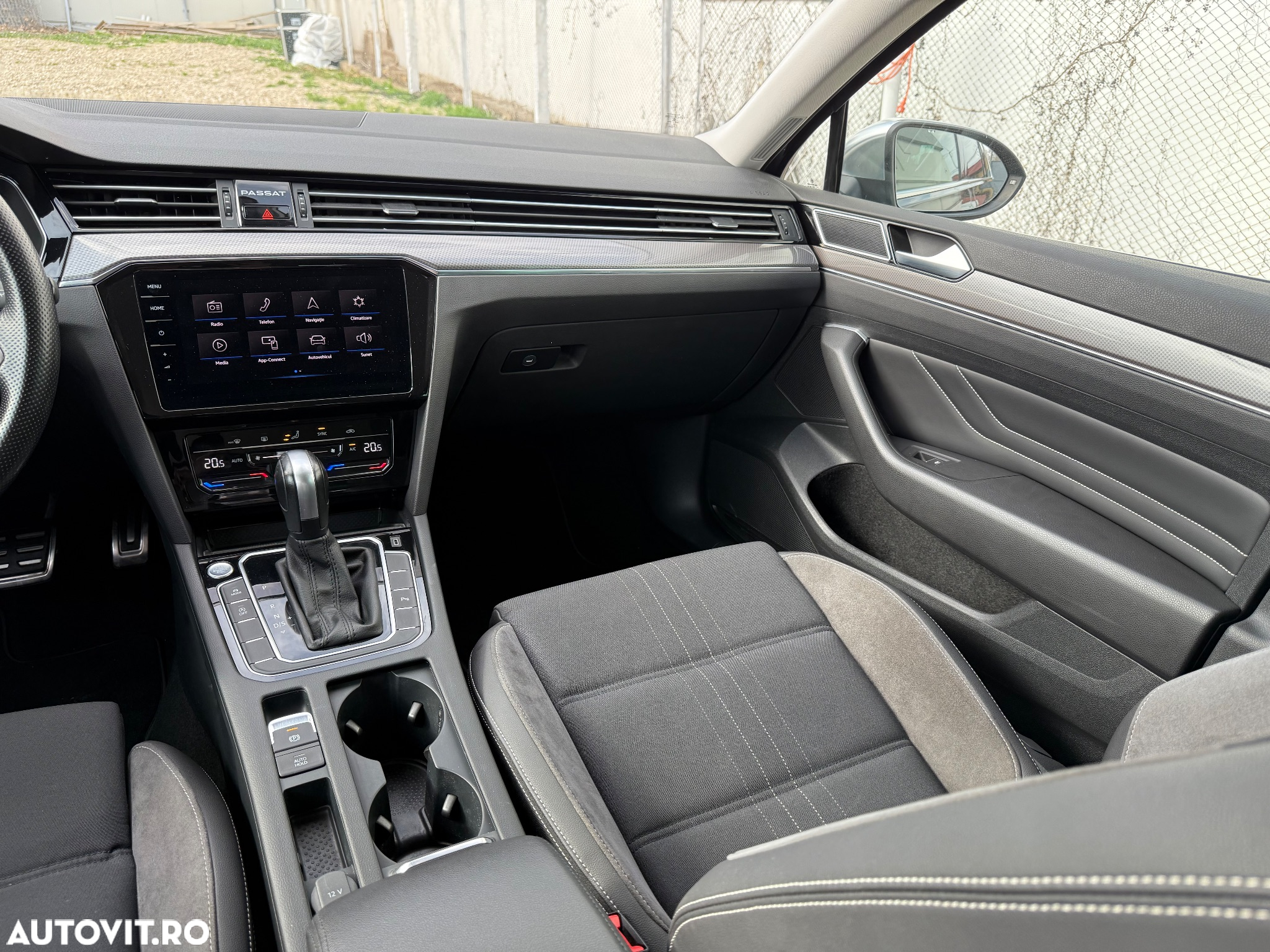 Volkswagen Passat - 17