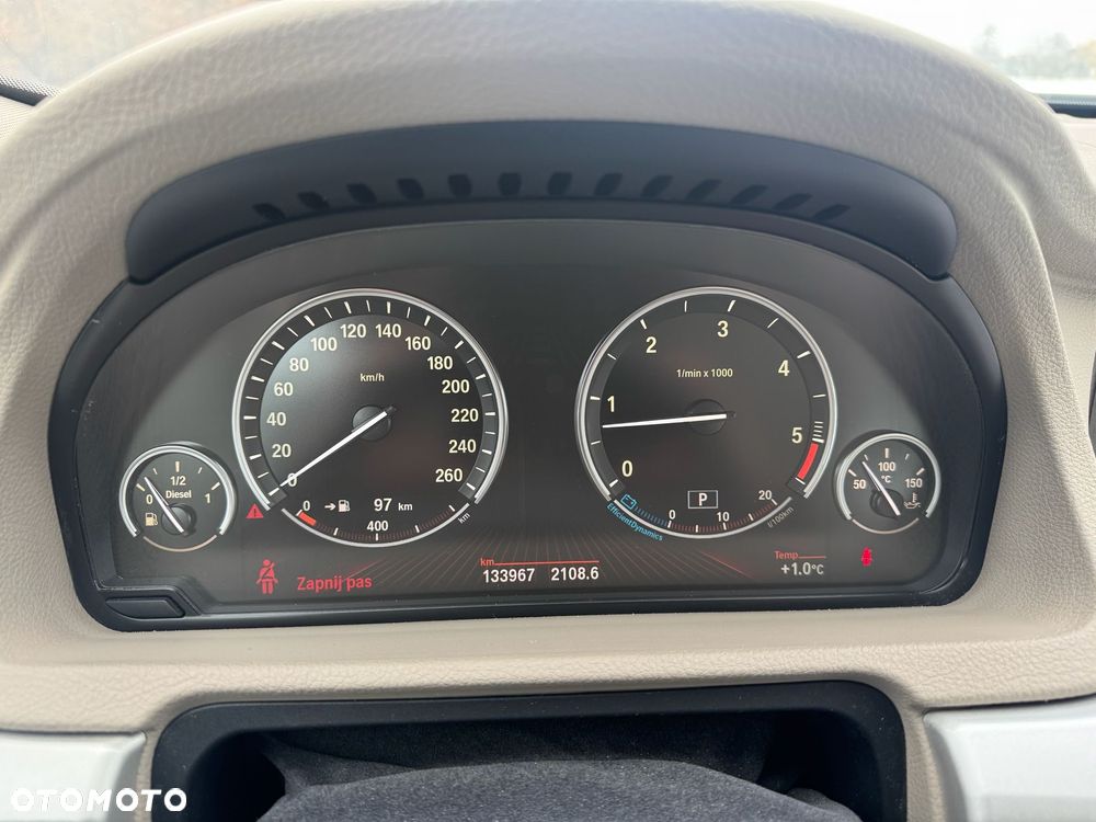 BMW 5GT 535d xDrive - 25