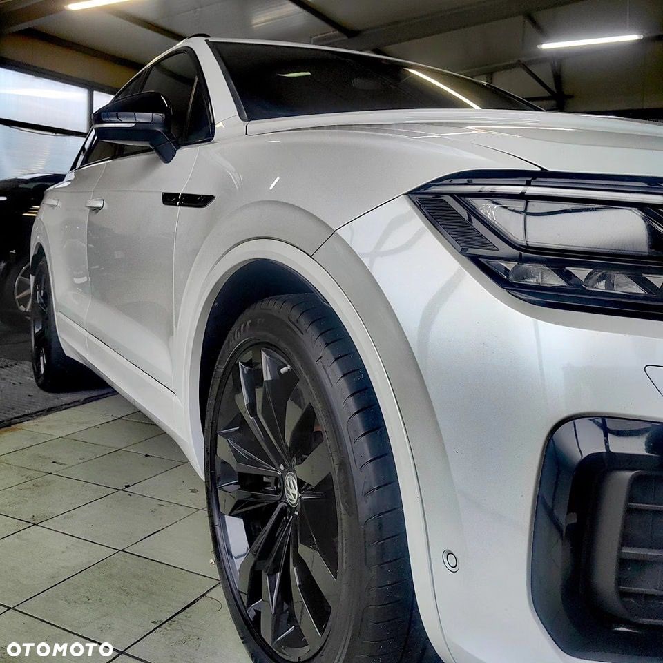 Volkswagen Touareg 3.0 V6 TDI SCR 4Mot - 22