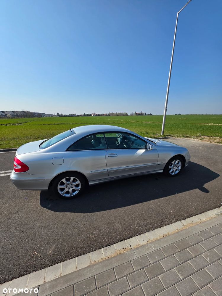 Mercedes-Benz CLK - 9
