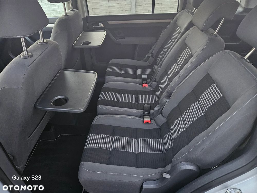 Volkswagen Touran 1.9 TDI DPF United - 17
