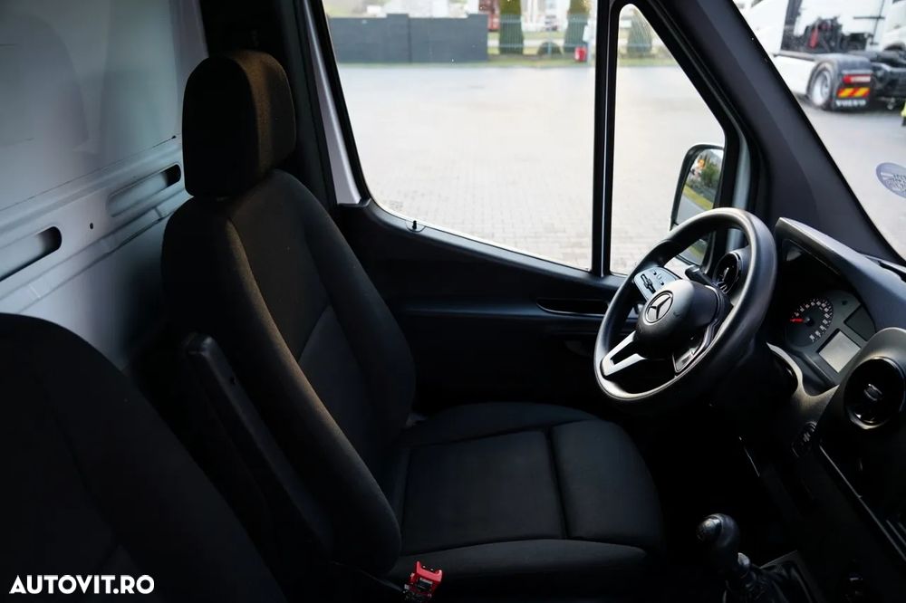 Mercedes-Benz SPRINTER 314 / FRIGORIFER / CARRIER 500 UNIT / TWIN / - 25