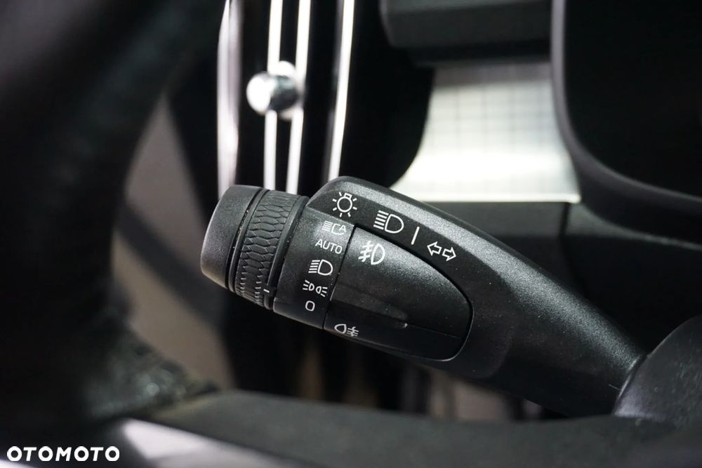 Volvo XC 40 T4 Geartronic Inscription - 31