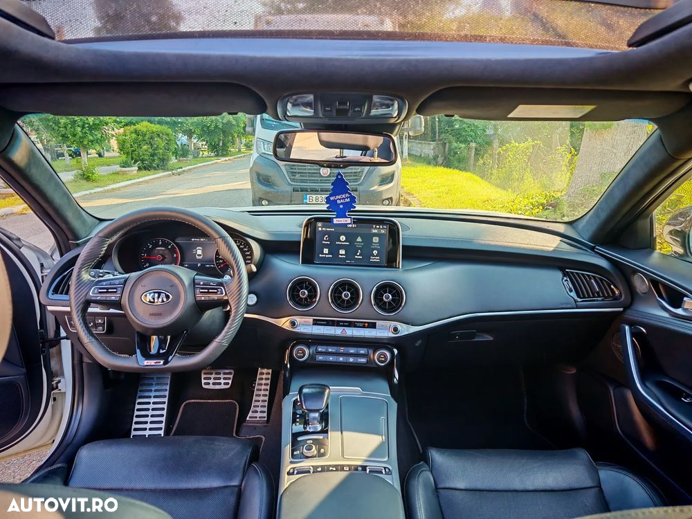 Kia Stinger 2.2 CRDI AWD GT Line - 17