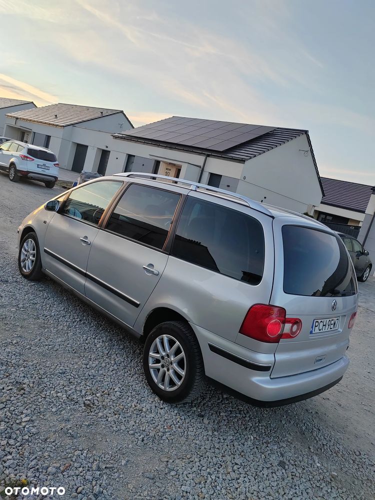 Volkswagen Sharan 1.9 TDI Automatik Freestyle - 10