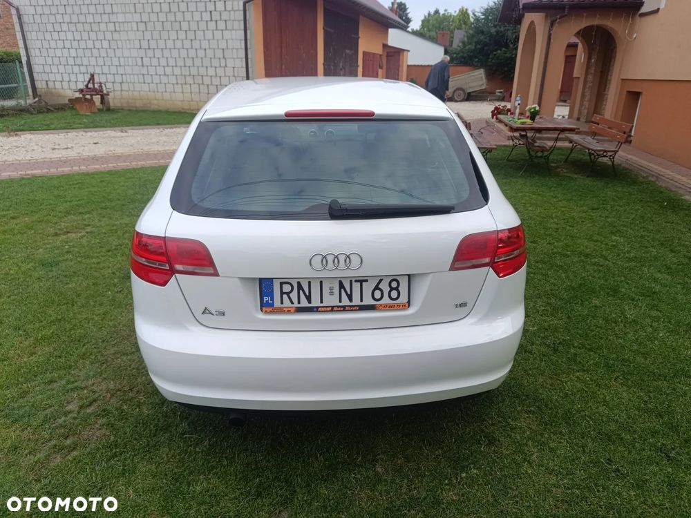 Audi A3 Sportback - 10
