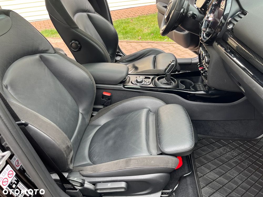 MINI John Cooper Works ALL4 sport - 28