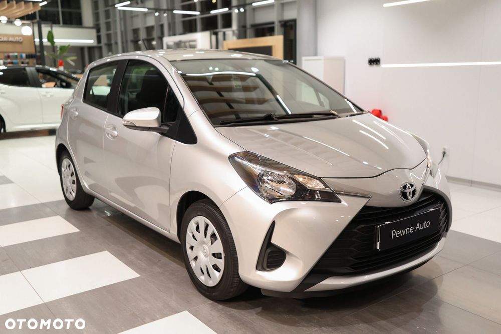 Toyota Yaris - 4