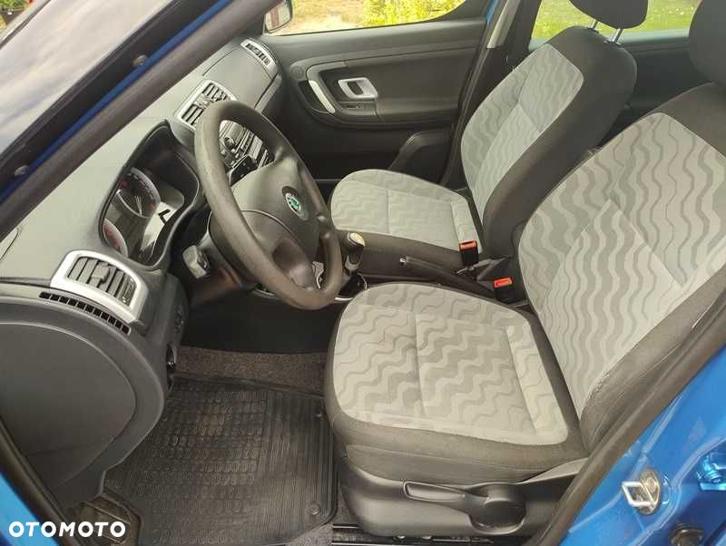 Skoda Roomster - 4
