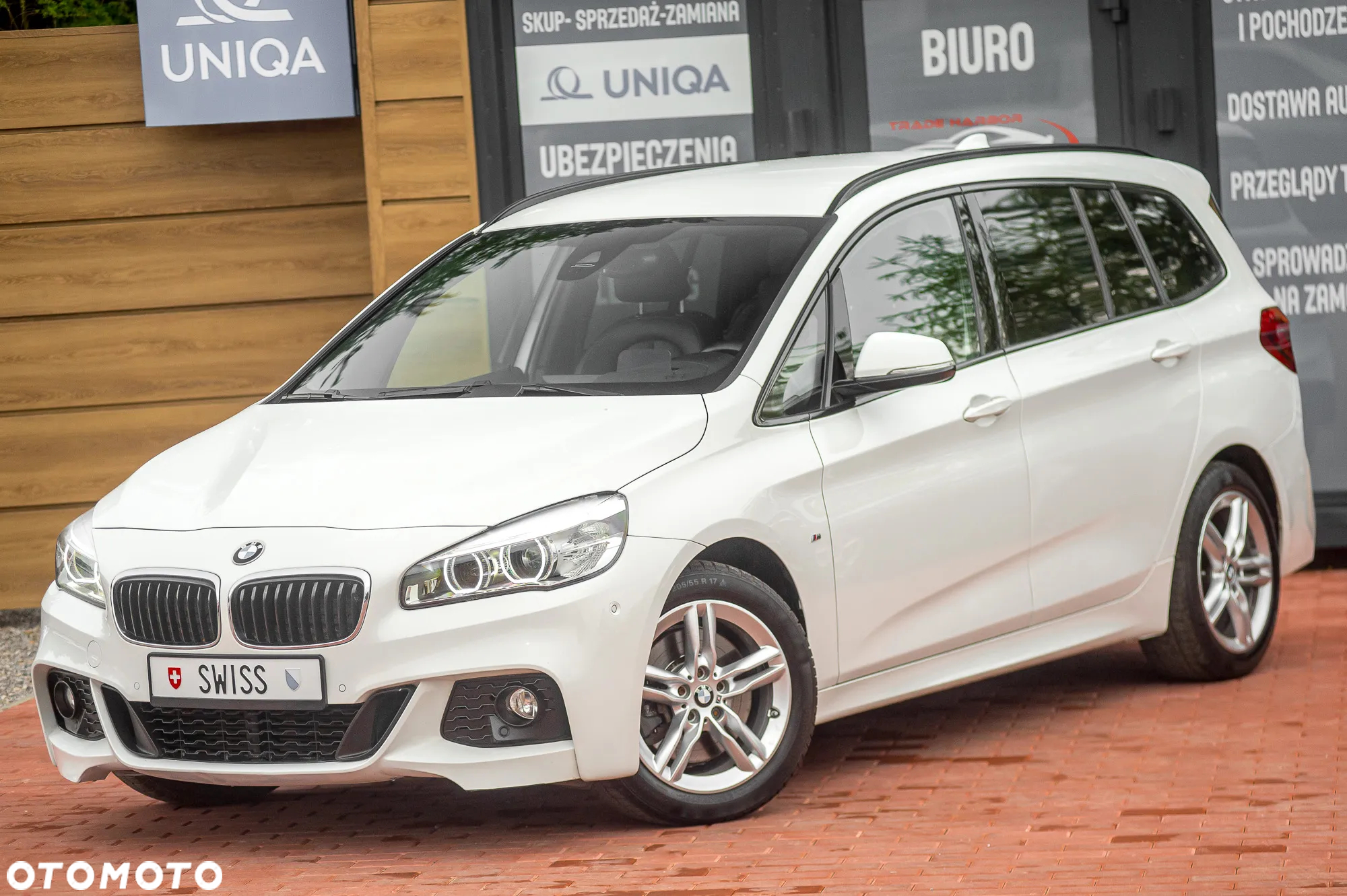 BMW Seria 2 220d Active Tourer xDrive M Sport - 6