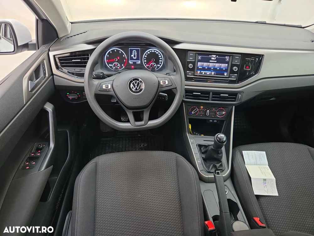 Volkswagen Polo - 4