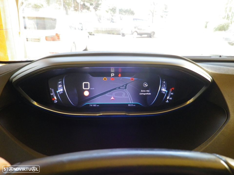Peugeot 3008 - 19