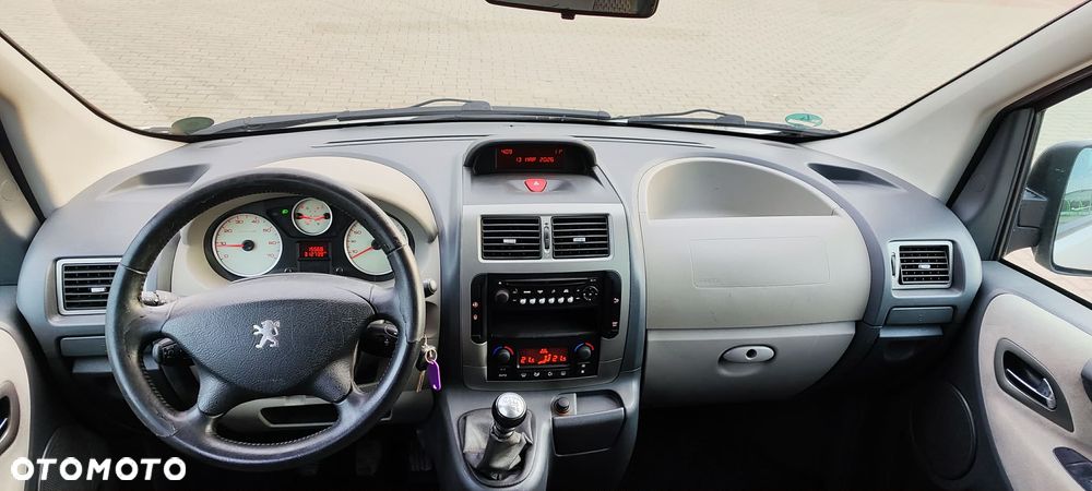Peugeot Expert - 22