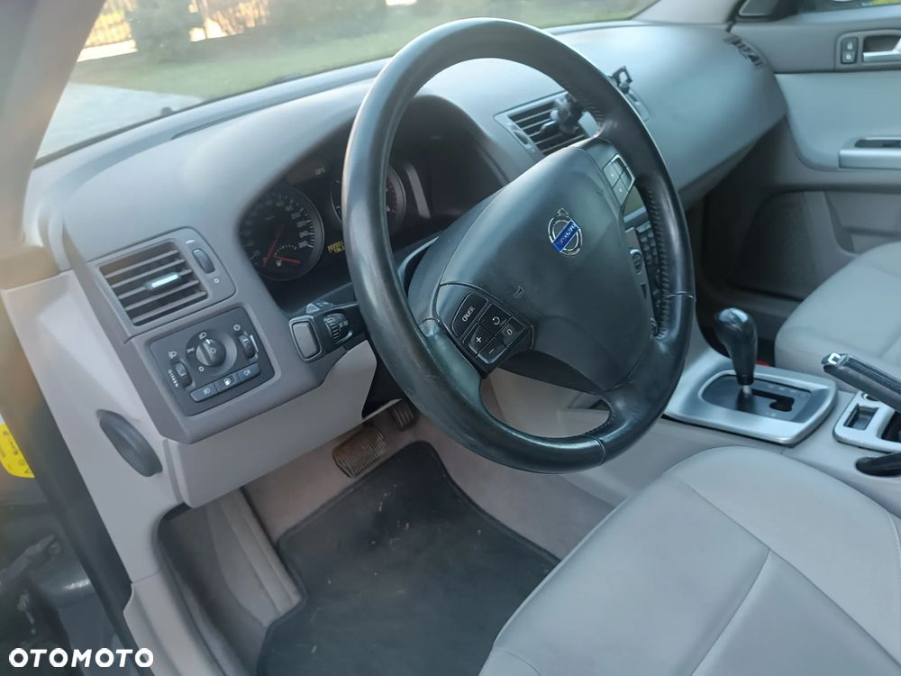 Volvo S40 2.0D DPF Powershift Momentum - 15