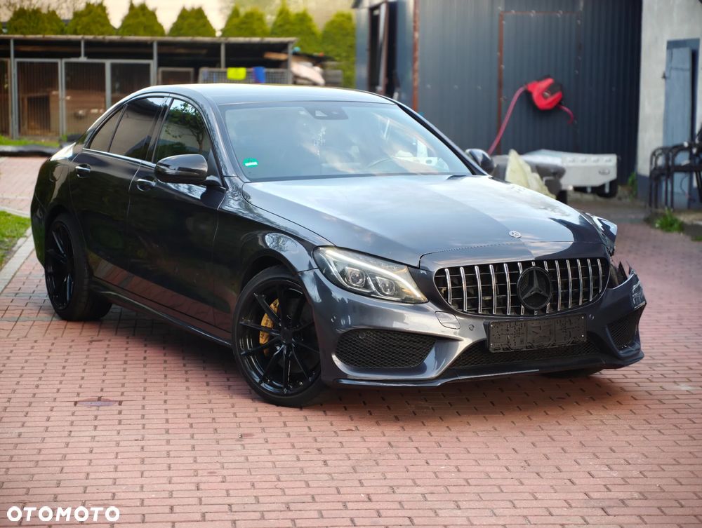 Mercedes-Benz Klasa C 250 7G-TRONIC - 32