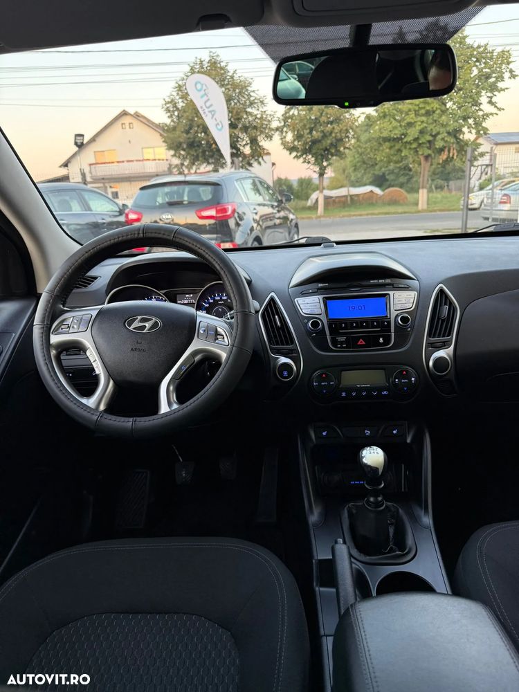Hyundai ix35 1.7 CRDI 2WD blue Comfort - 10