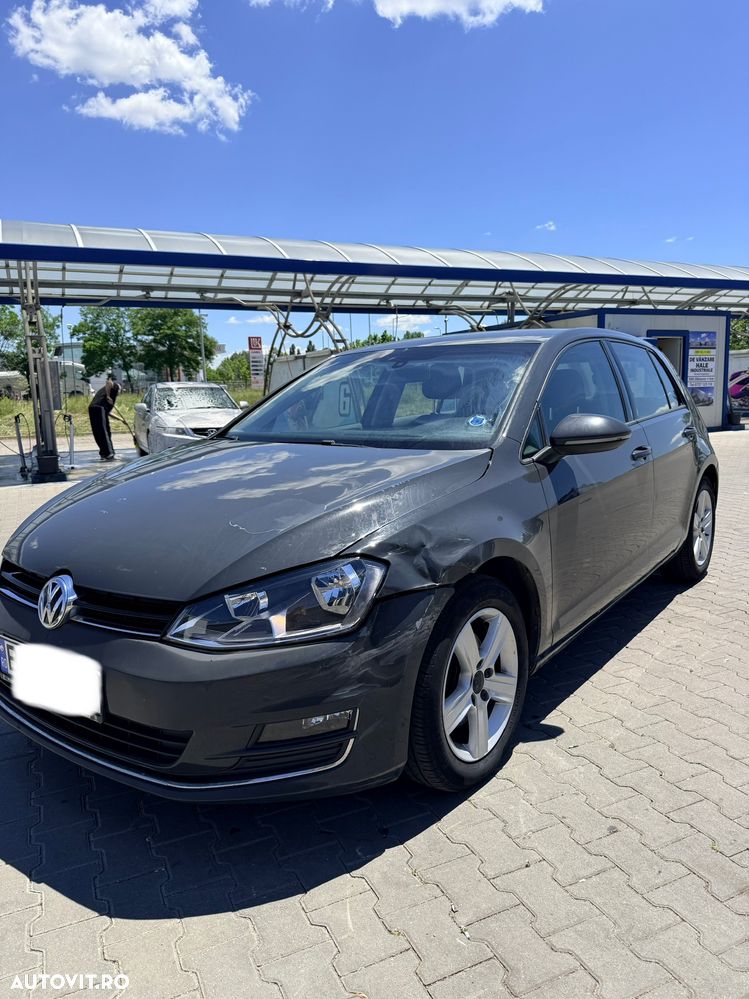 Volkswagen Golf 1.6 TDI DPF Trendline - 6