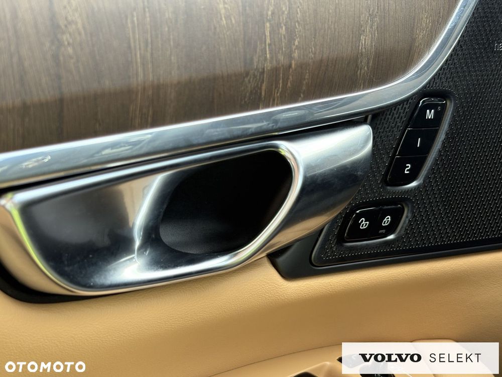 Volvo V90 - 30