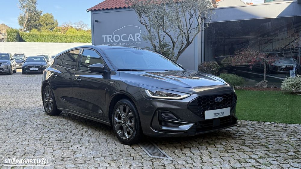 Ford Focus 1.0 EcoBoost MHEV ST-Line - 2