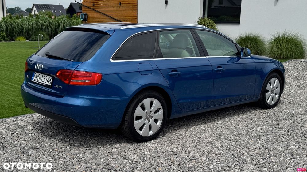 Audi A4 Avant 2.0 TDI DPF Ambiente - 2