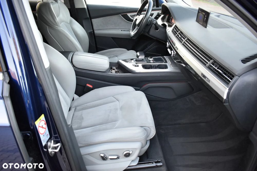 Audi Q7 50 TDI mHEV Quattro S Line Tiptr - 9