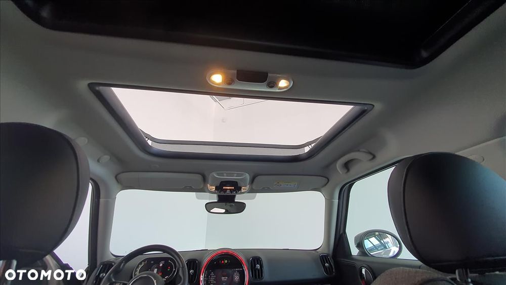 MINI Countryman Cooper Classic Trim - 14