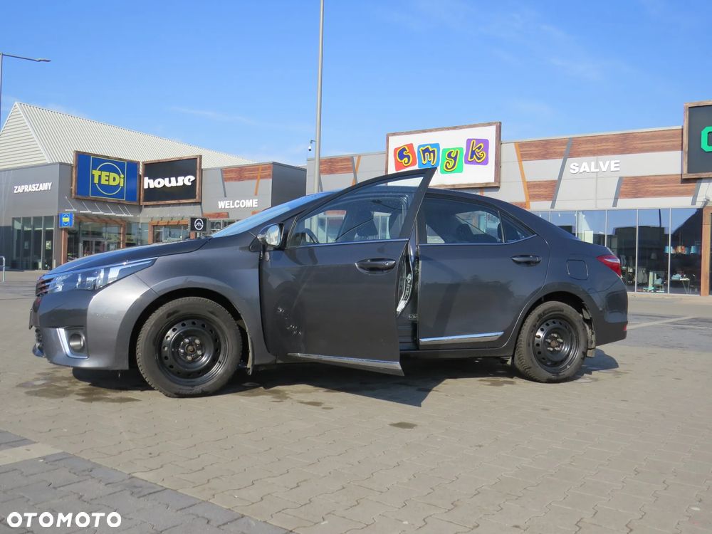 Toyota Corolla 1.6 Premium + - 20