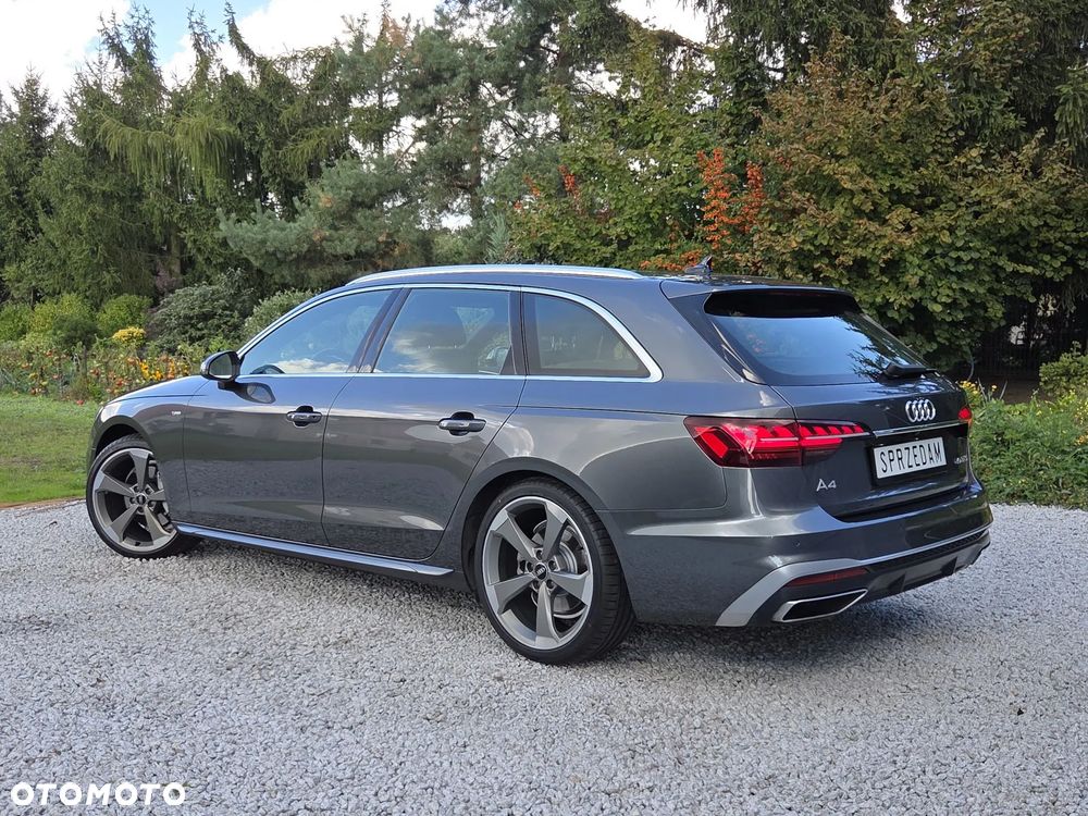 Audi A4 Avant 40 TFSI S tronic S line - 29