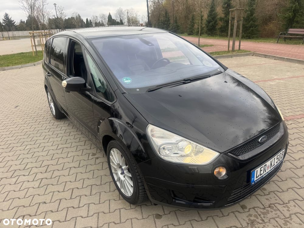 Ford S-Max 2.5 Titanium - 24