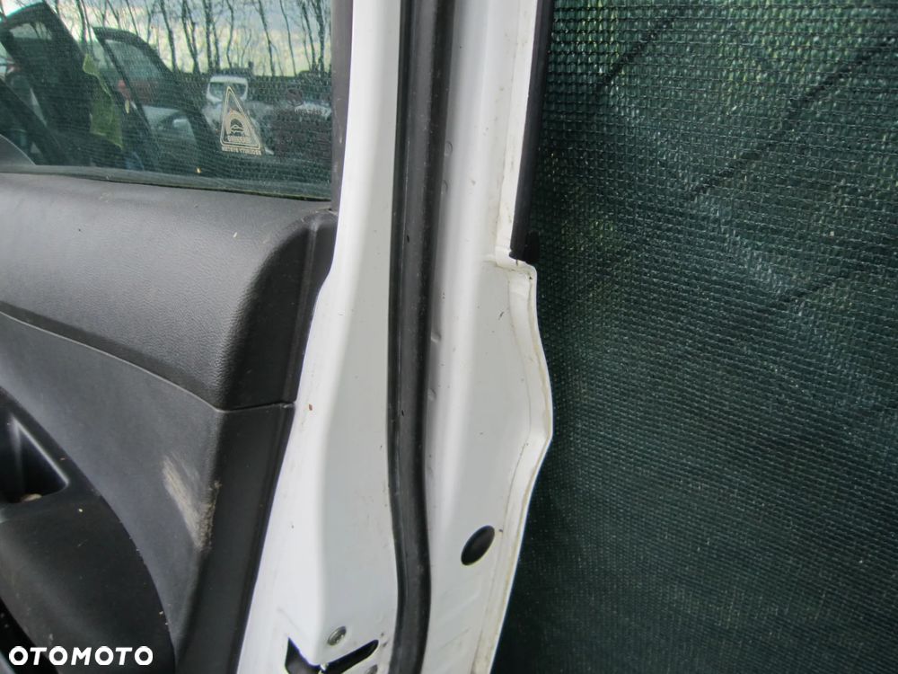 Drzwi przód przednie prawe Hyundai i20 I PSW - 12