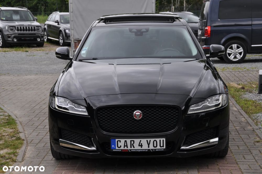 Jaguar XF 20d R-Sport - 7