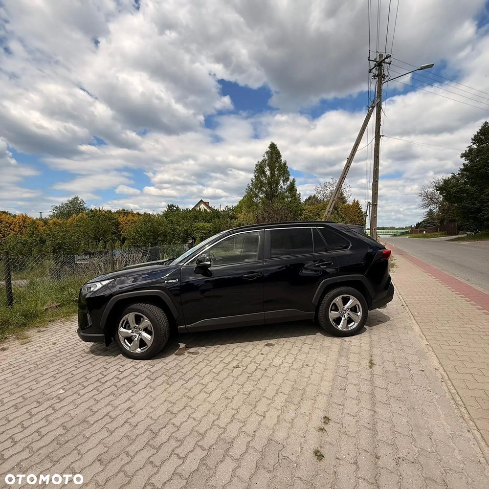 Toyota RAV4 - 4