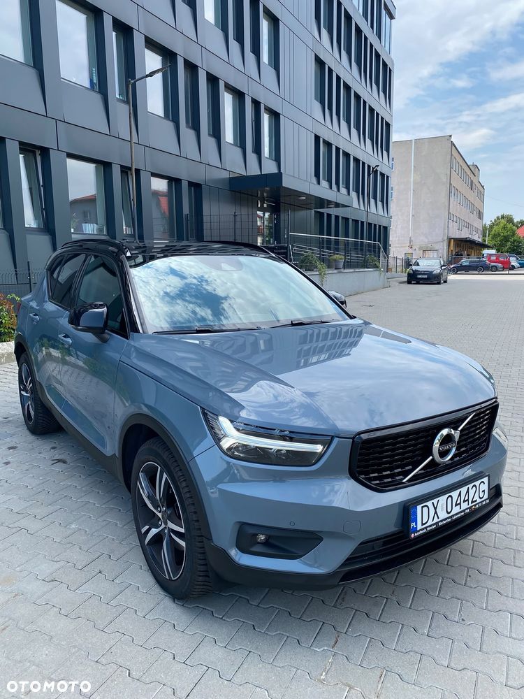 Volvo XC 40 B4 B AWD R-Design - 2