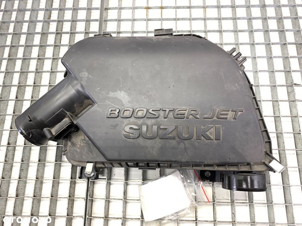 OBUDOWA FILTRA POWIETRZA  SUZUKI SX4 S-CROSS (JY) 2013 - 2022 1.4 Hybrid (Mild Hybrid) (AKK 414) 95 - 1