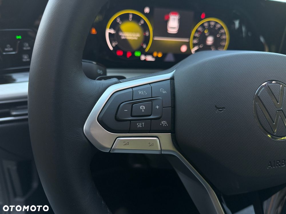 Volkswagen Golf Variant 2.0 TDI SCR DSG Life - 25