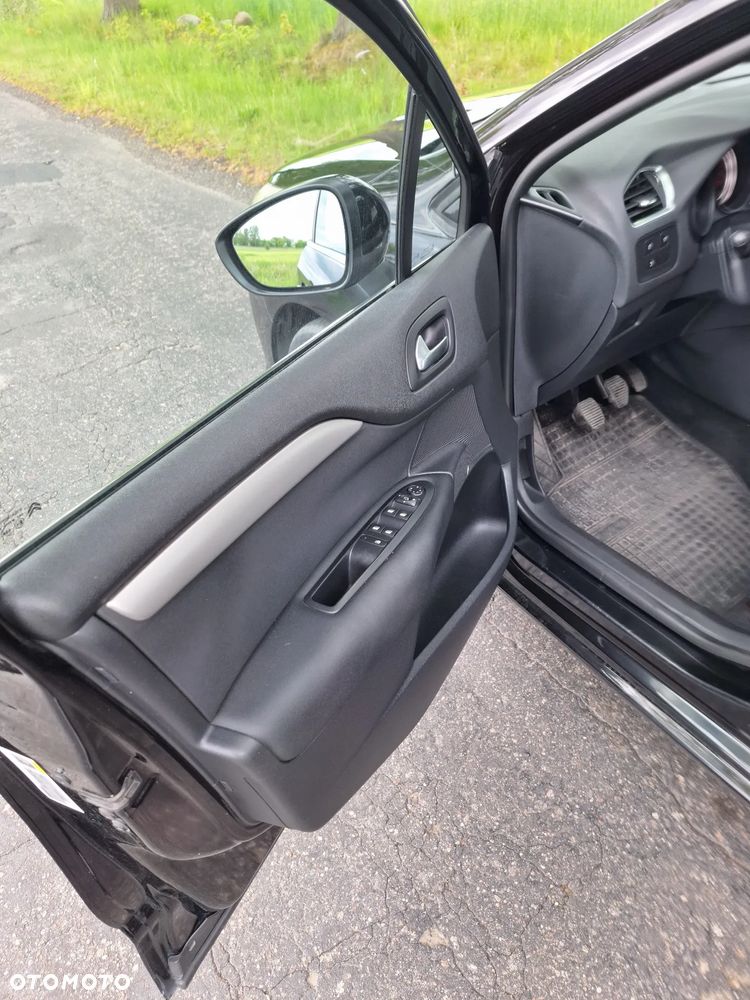 Citroën C4 1.6 VTi Attraction - 21