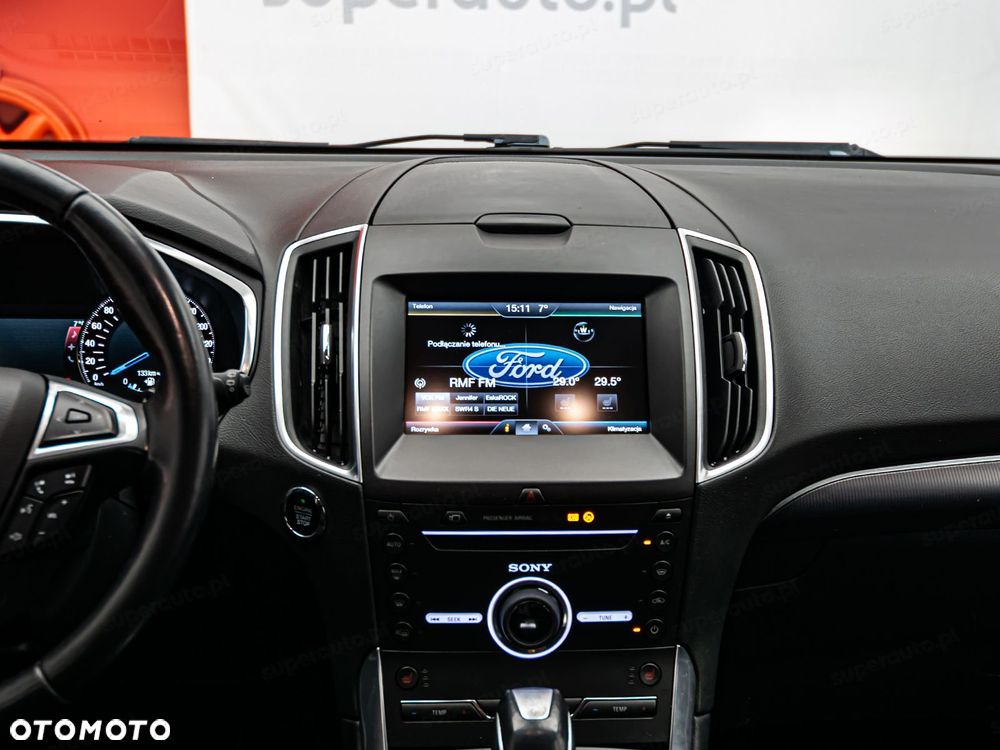 Ford S-Max - 17