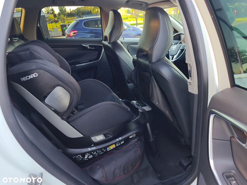 Volvo XC 60 - 32