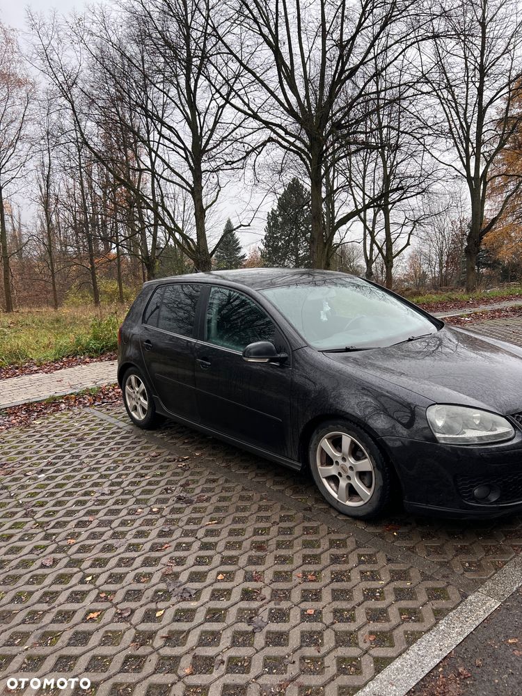 Volkswagen Golf 2.0 FSI Sportline - 4