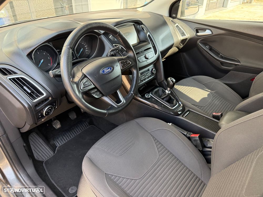 Ford Focus 1.5 TDCi Titanium - 13