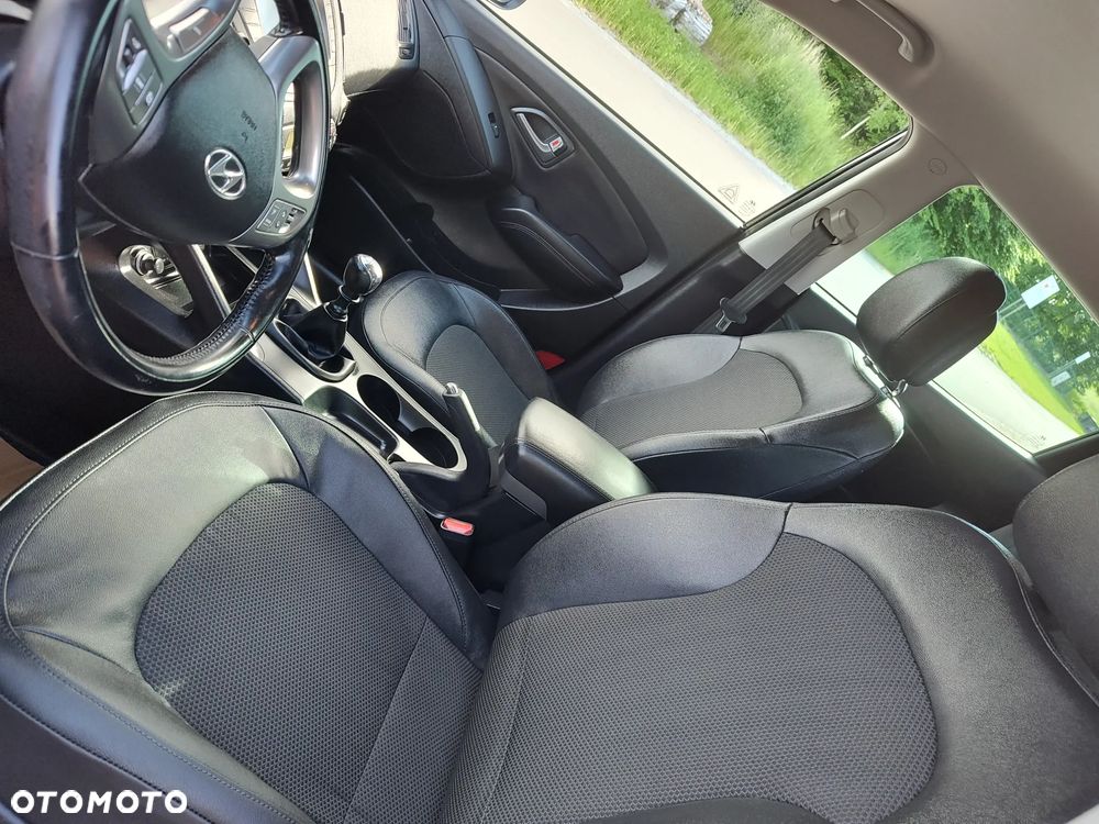 Hyundai ix35 1.6 GDI Premium 2WD - 19
