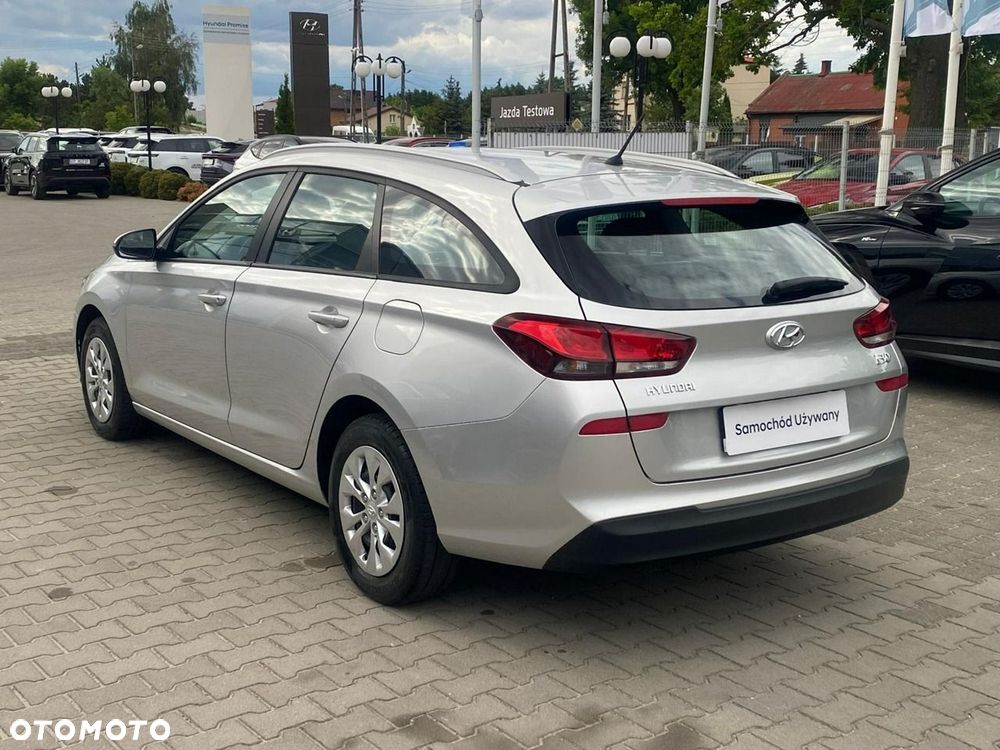 Hyundai i30 1.4 Classic + - 6