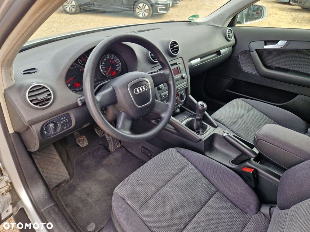 Audi A3 Sportback 1.4T FSI Ambiente - 6