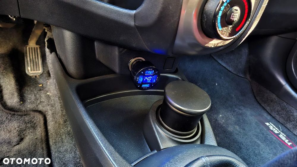 Toyota Yaris - 39