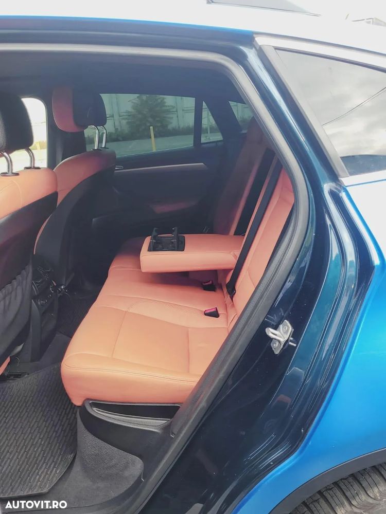 BMW X6 xDrive40d - 9